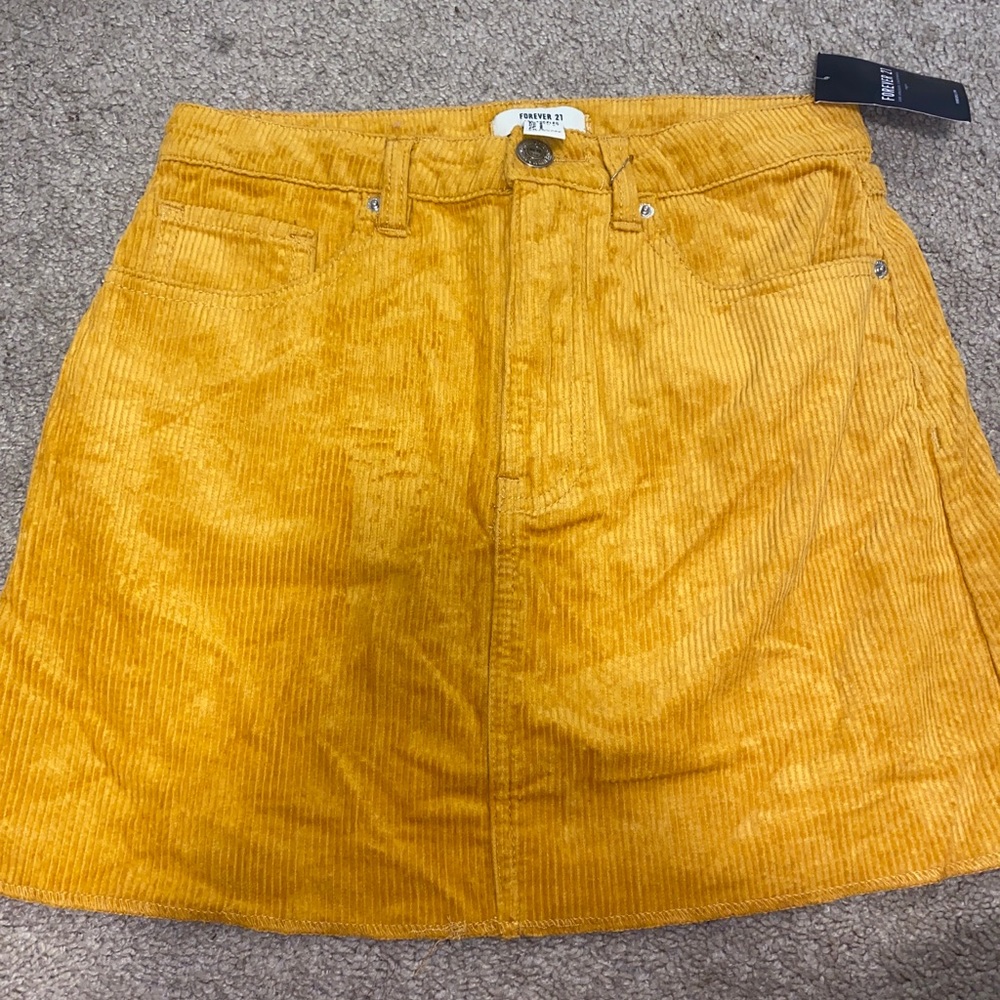 Brand new mustard yellow ribbed skirt